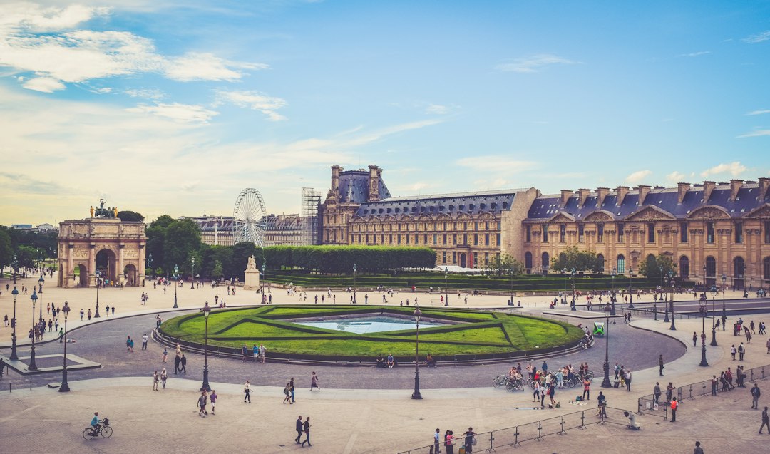 Los imprescindibles de París: Una guía para explorar la Ciudad de la Luz